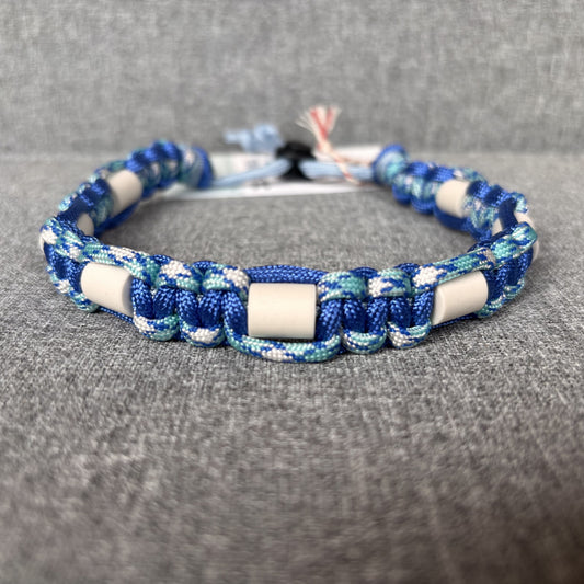 Anti vlooien en tekenband 30-40 cm blauw met patroon