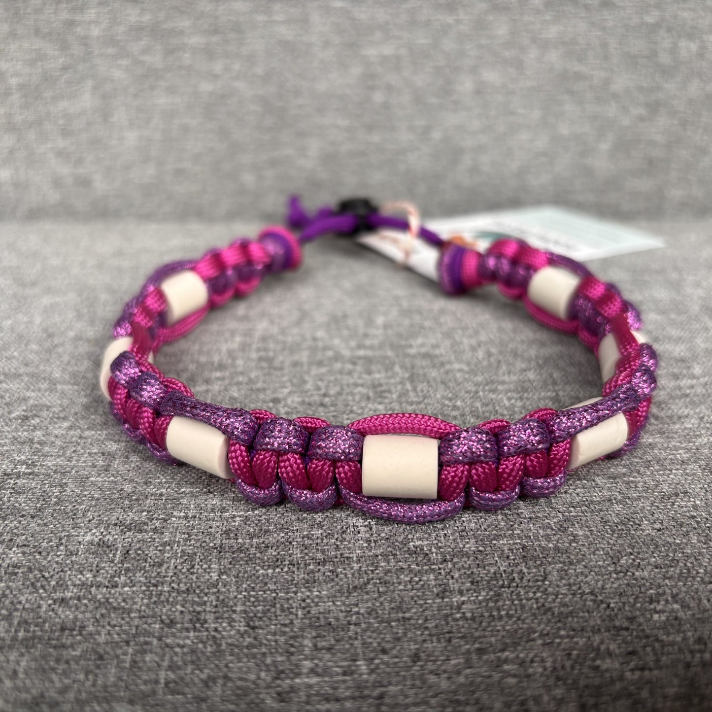 Anti vlooien en tekenband 30-40 cm roze met glitters
