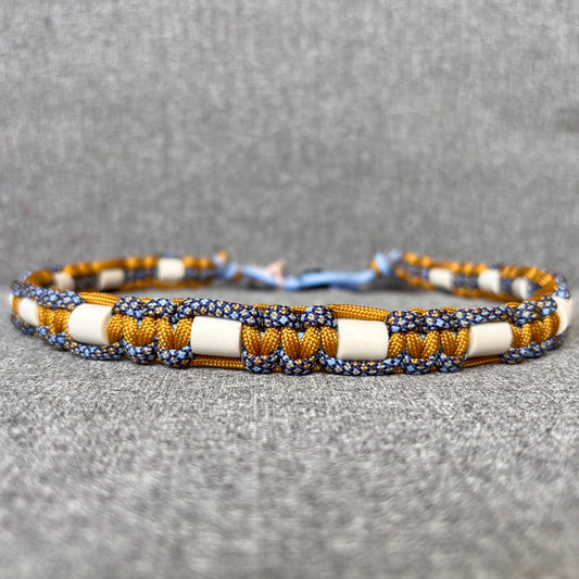 Anti vlooien en tekenband 50-60 cm bruin met blauw mix