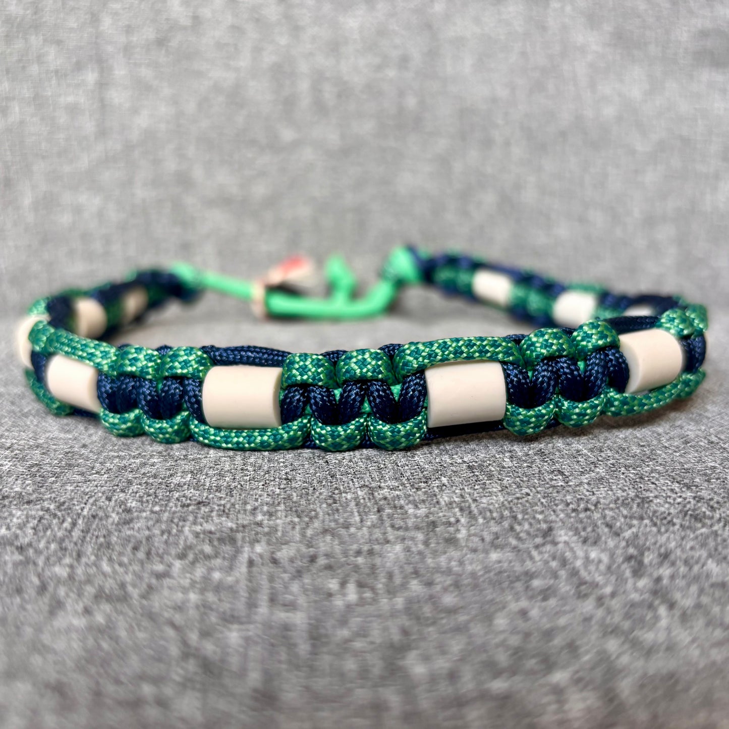 Anti vlooien en tekenband 40-50 cm groen blauw mix