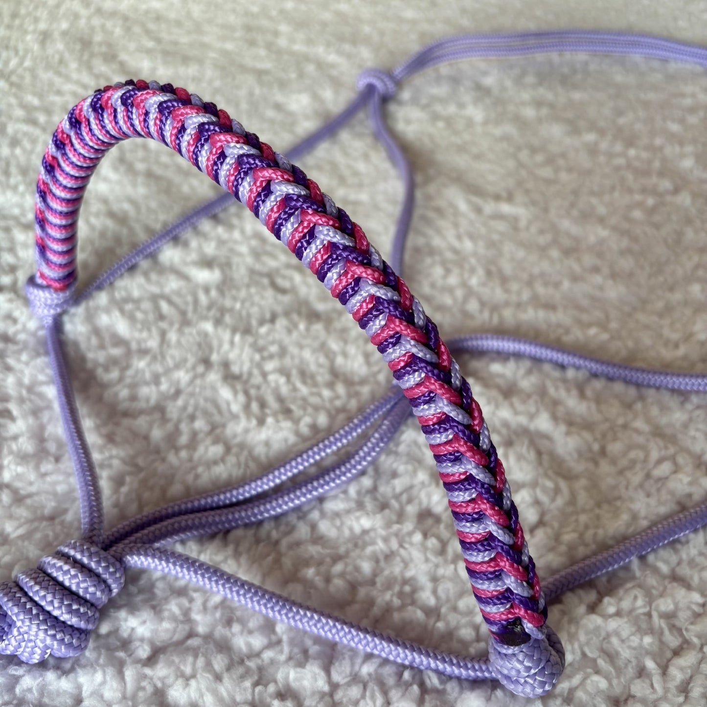 Touwhalster gevlochten neusstuk bright lila, acid paars, fuchsia
